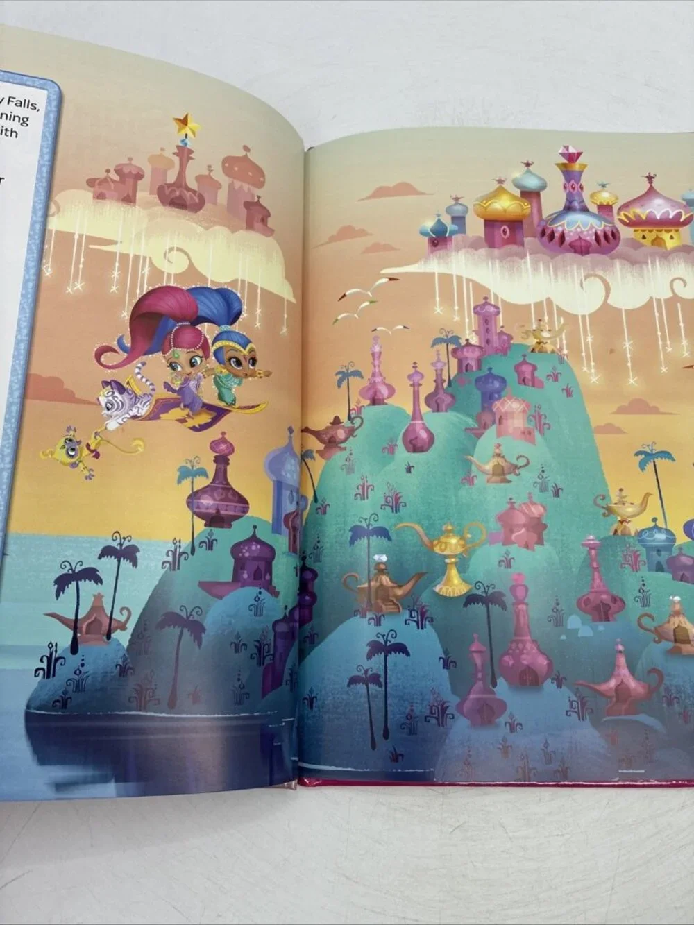 Nickelodeon Shimmer and Shine Look and Find Hardcover Activity Book Kids